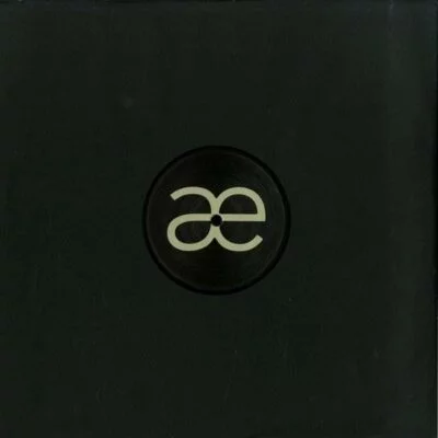 AE001